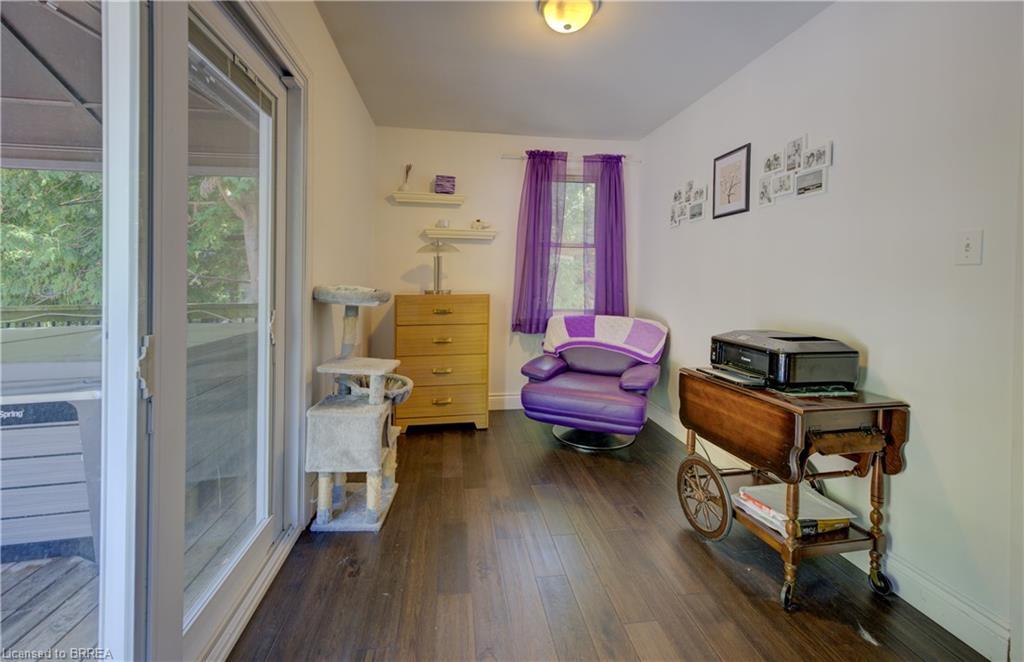 81 Strathcona Avenue, Brantford, ON - Indoor