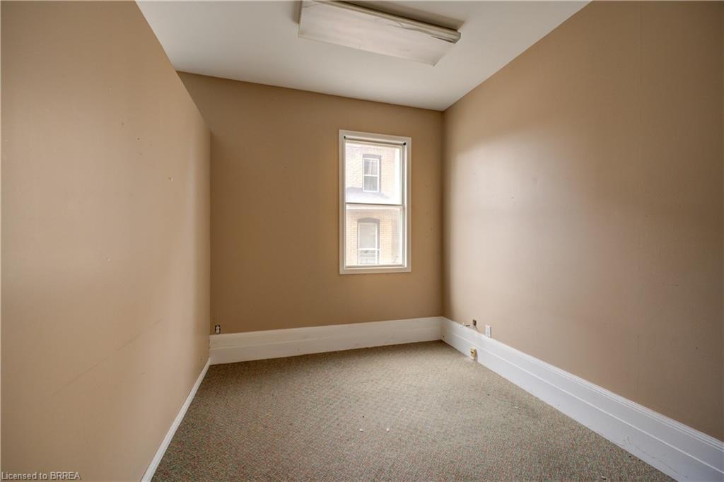 41 Wellington Street, Brantford, ON