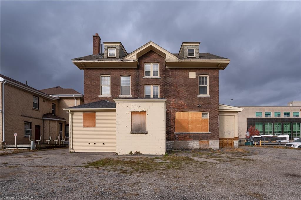 41 Wellington Street, Brantford, ON