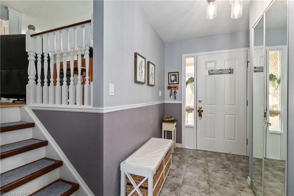 34 Sympatica Crescent, Brantford, ON - Indoor Photo Showing Other Room