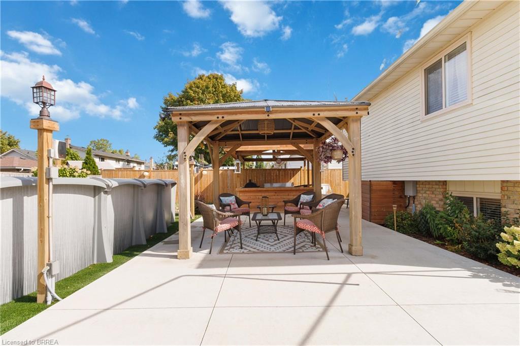 34 Sympatica Crescent, Brantford, ON - Outdoor