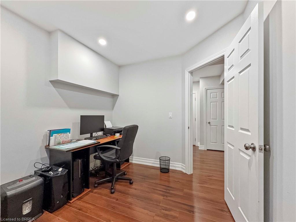701 Upper Paradise Road, Hamilton, ON - Indoor Photo Showing Office