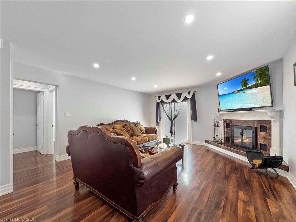 701 Upper Paradise Road, Hamilton, ON - Indoor Photo Showing Other Room With Fireplace