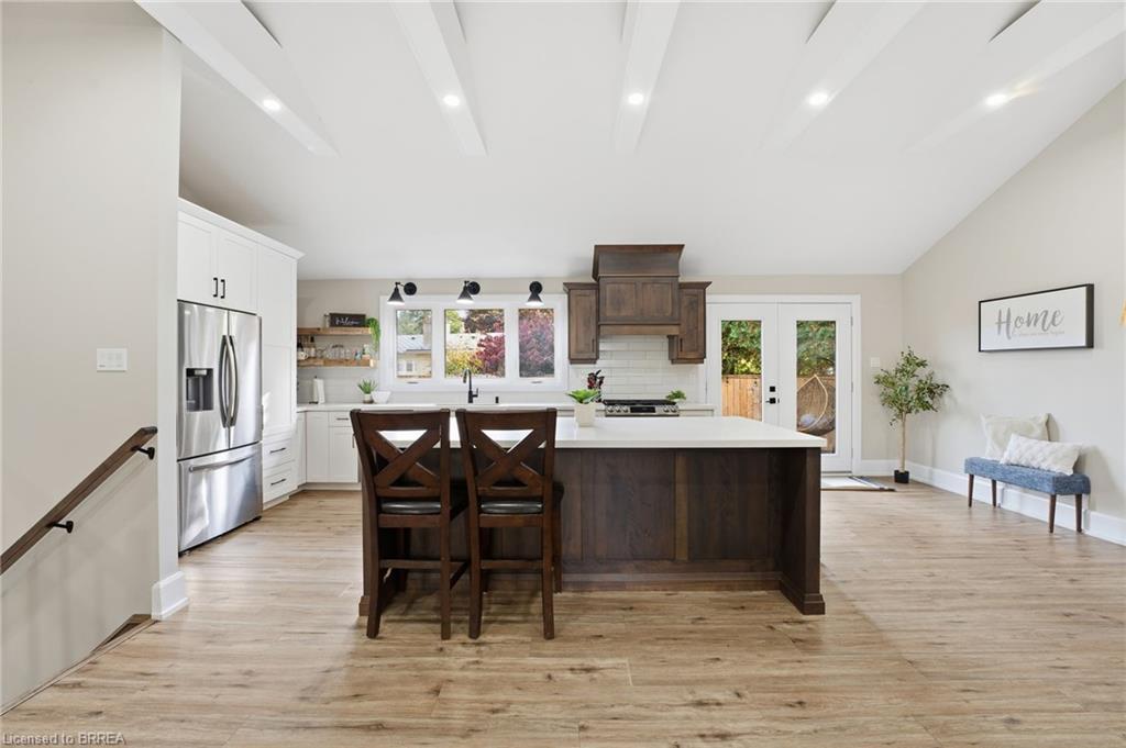 12 Halftree Place, Brantford, ON - Indoor