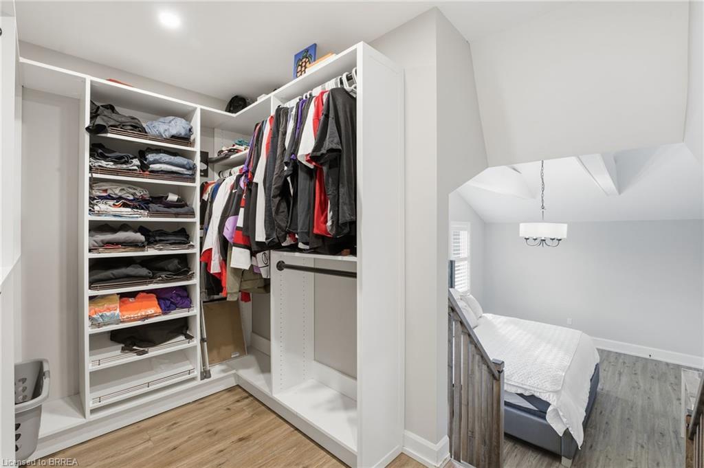 12 Halftree Place, Brantford, ON - Indoor With Storage