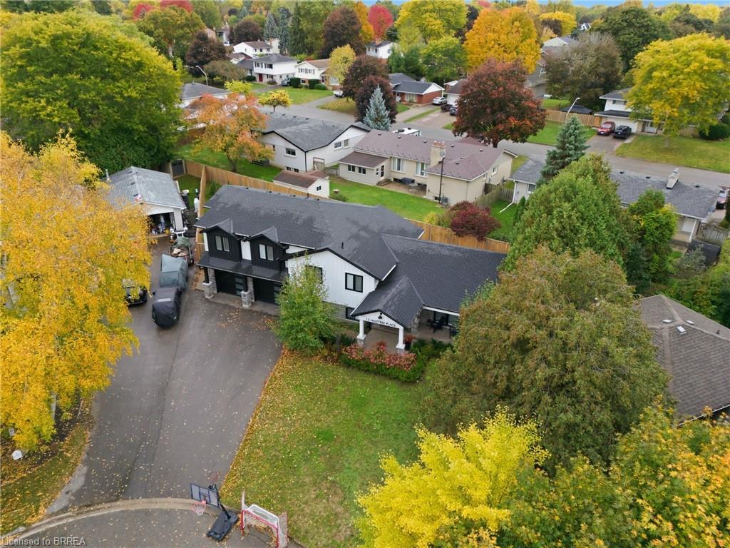 12 Halftree Place, Brantford, ON - Outdoor With View