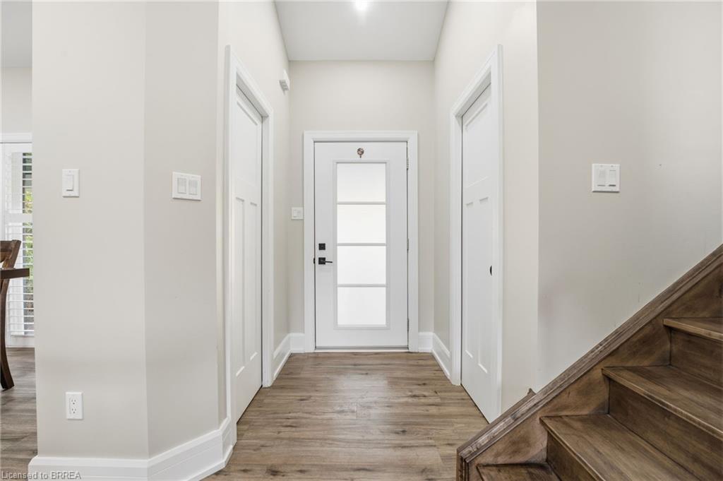 12 Halftree Place, Brantford, ON - Indoor Photo Showing Other Room