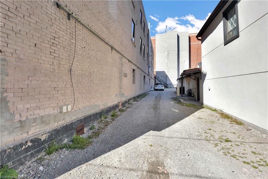 44-46 Dalhousie Street, Brantford, ON