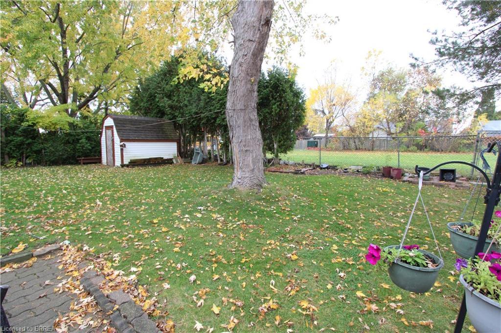 388 Brantwood Park Road, Brantford, ON - Outdoor