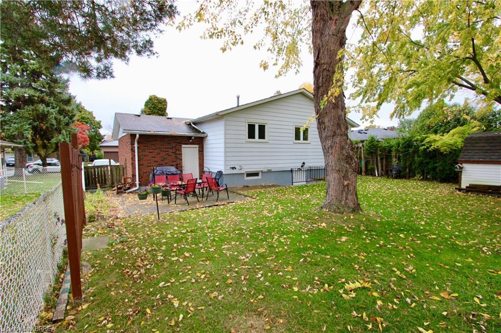 388 Brantwood Park Road, Brantford, ON - Outdoor