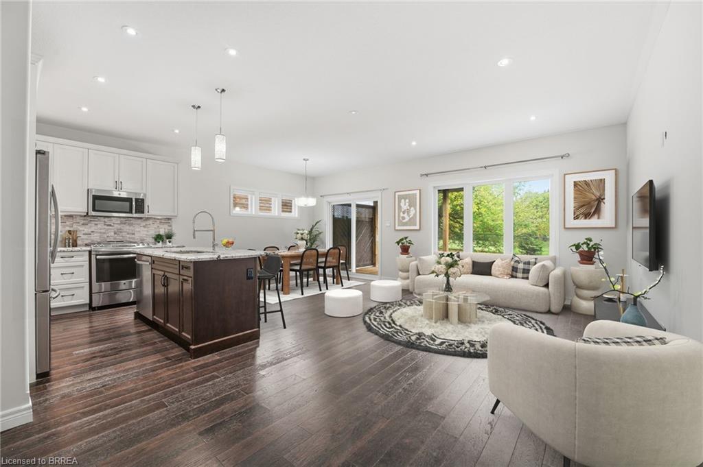 11 Cottonwood Street, Waterford, ON - Indoor