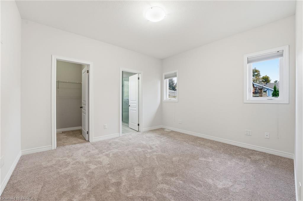 11 Cottonwood Street, Waterford, ON - Indoor Photo Showing Other Room