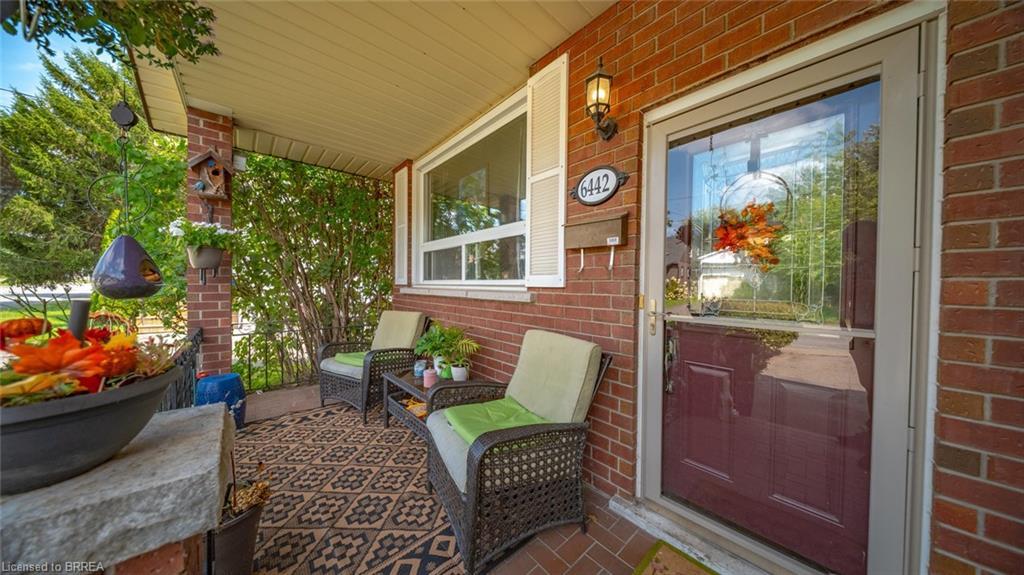 6442 Taylor Street, Niagara Falls, ON - Outdoor With Deck Patio Veranda With Exterior