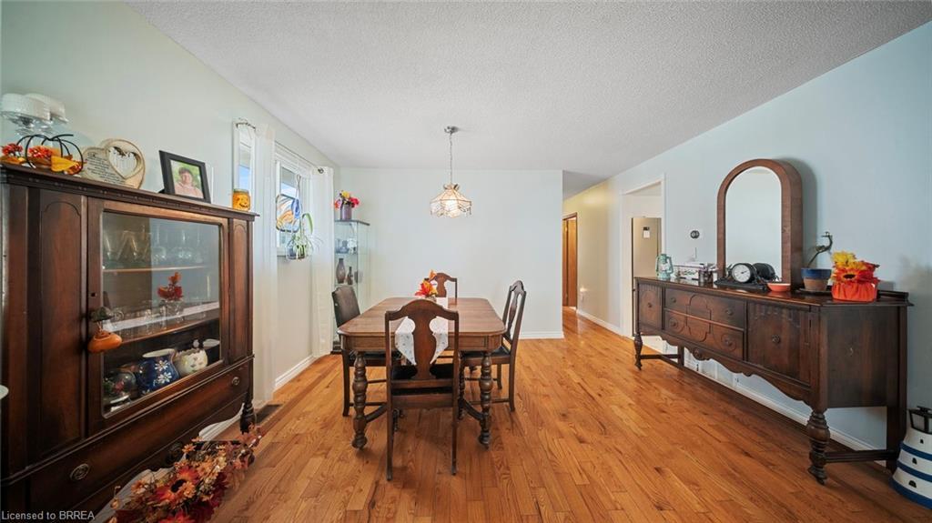 6442 Taylor Street, Niagara Falls, ON - Indoor