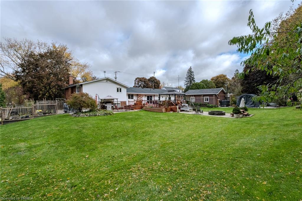 2104 Governors Road, Hamilton, ON - Outdoor With Deck Patio Veranda