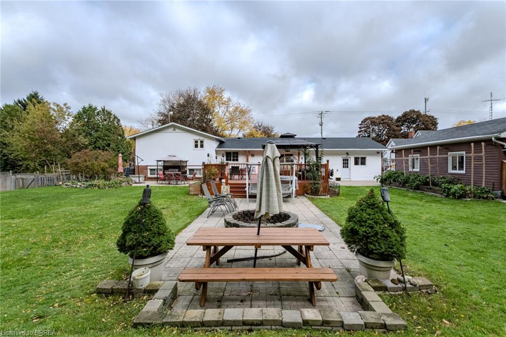 2104 Governors Road, Hamilton, ON - Outdoor With Deck Patio Veranda
