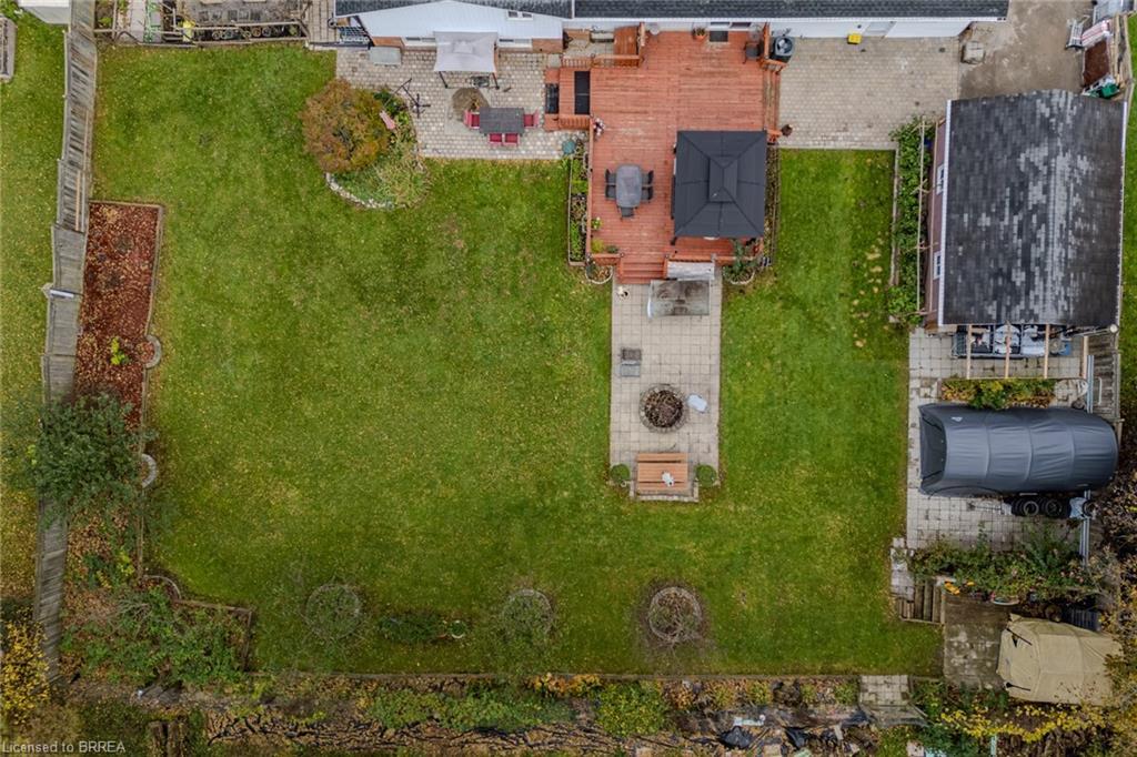 2104 Governors Road, Hamilton, ON - Outdoor