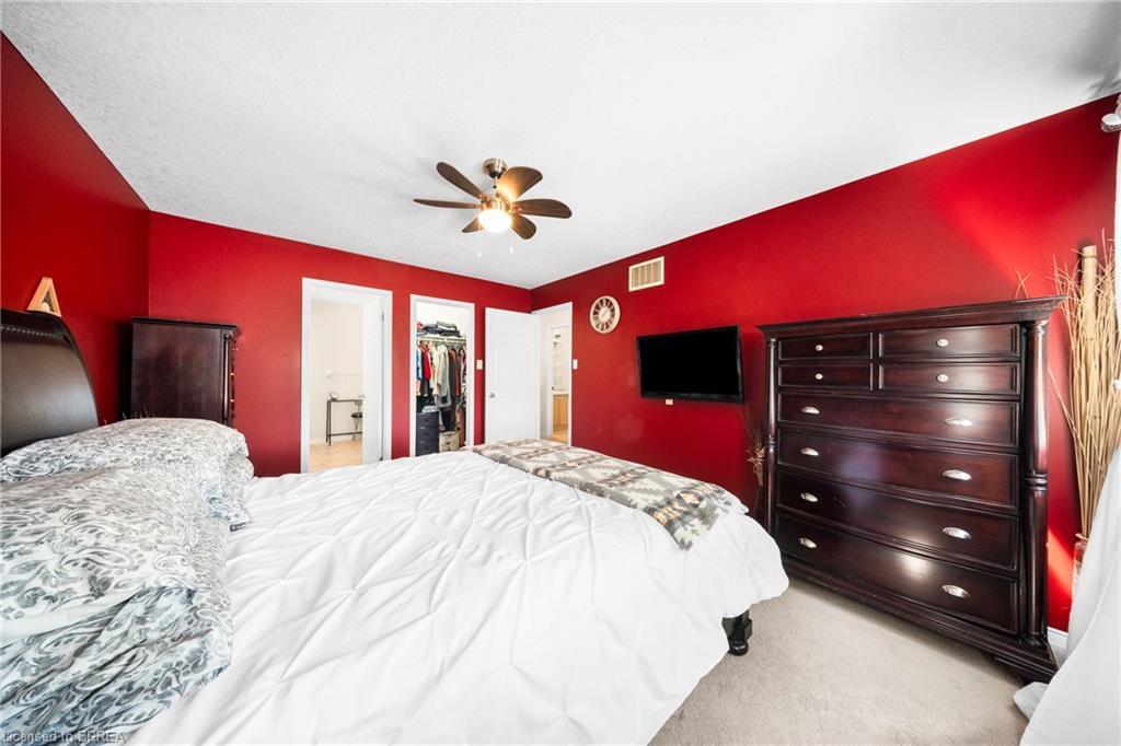 132 Blackburn Drive, Brantford, ON - Indoor Photo Showing Bedroom