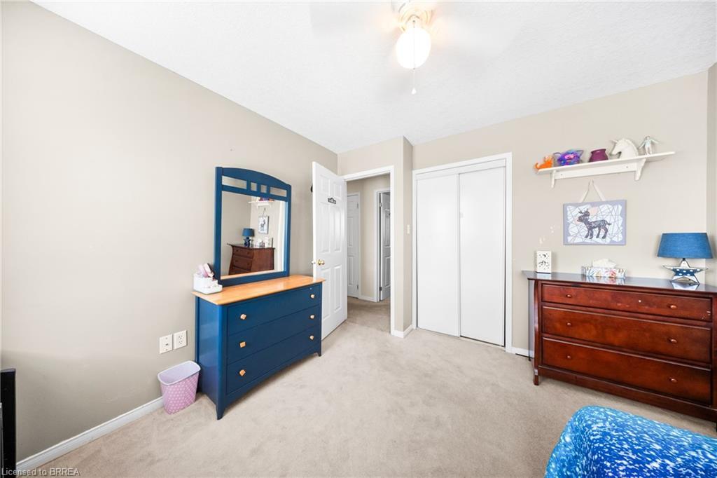 132 Blackburn Drive, Brantford, ON - Indoor Photo Showing Bedroom