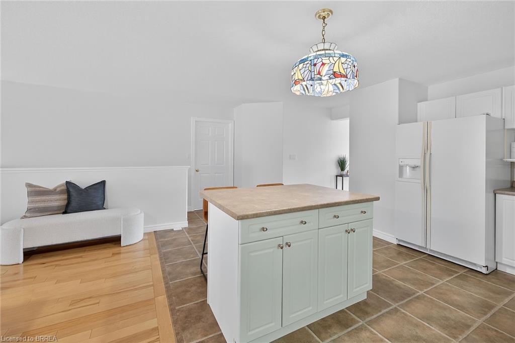 4-385 Park Road N, Brantford, ON - Indoor Photo Showing Other Room