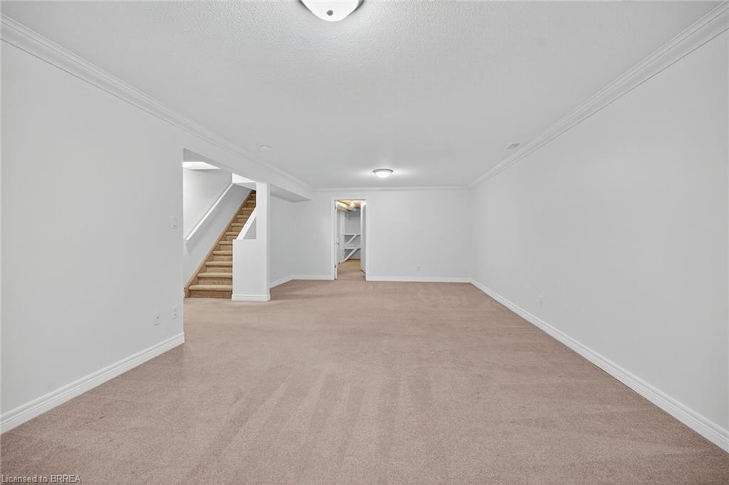 4-385 Park Road N, Brantford, ON - Indoor Photo Showing Other Room