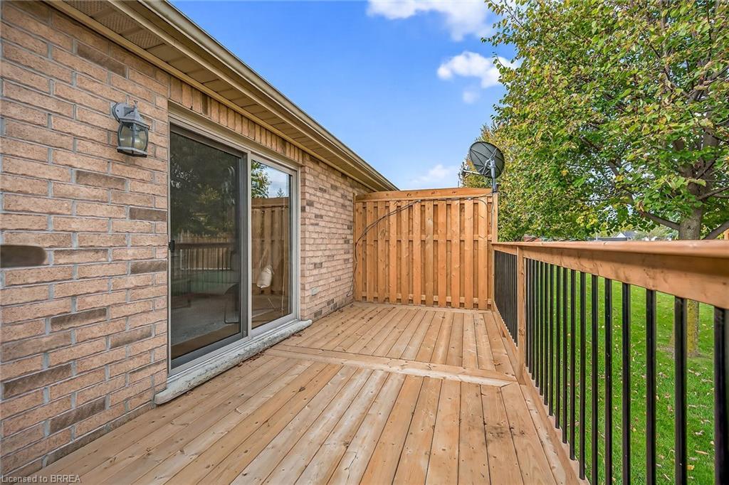 4-385 Park Road N, Brantford, ON - Outdoor With Deck Patio Veranda With Exterior