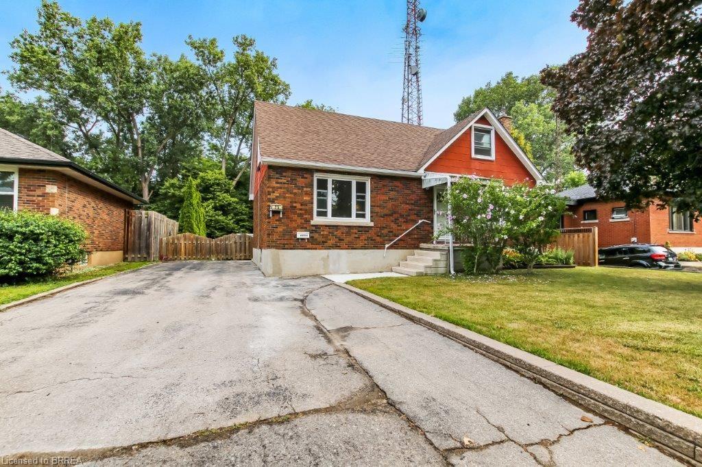 25 Henry Street, Brantford, ON - Outdoor