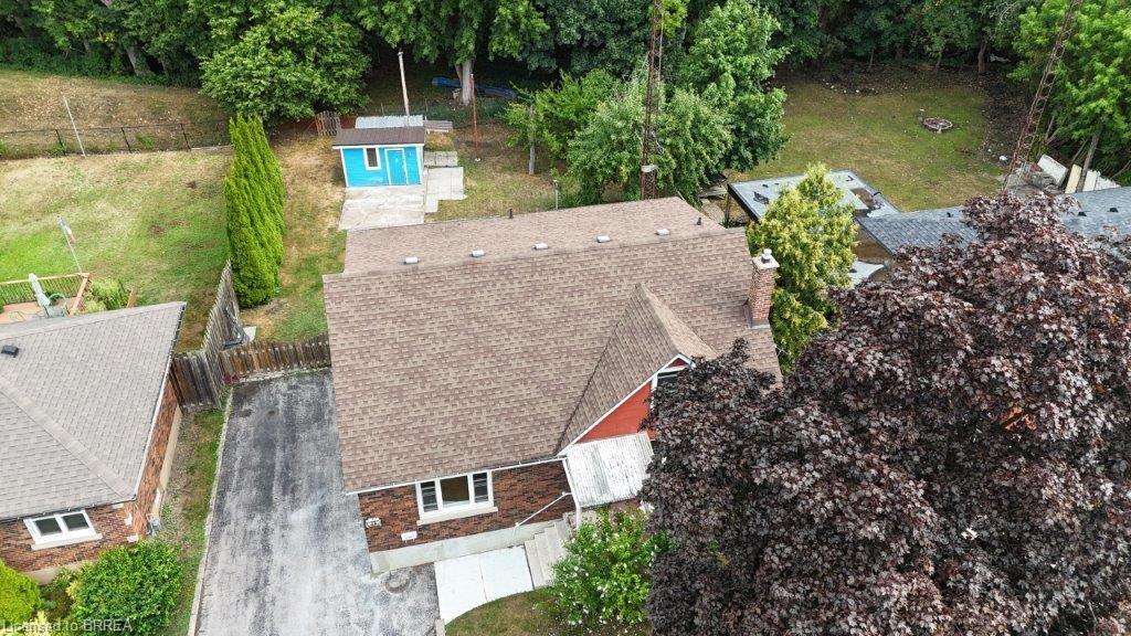 25 Henry Street, Brantford, ON - Outdoor