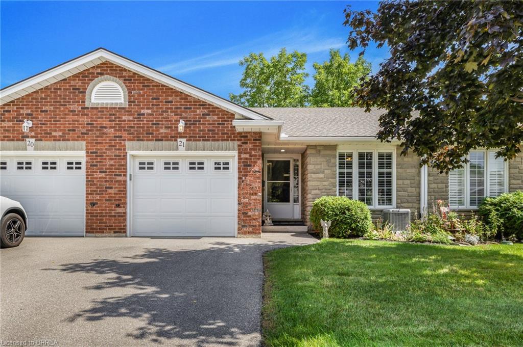 21-53 Beverly Street E, St. George, ON - Outdoor With Facade