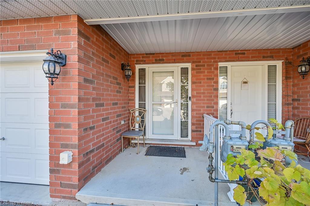 96-20 Mcconkey Crescent, Brantford, ON - Outdoor With Exterior