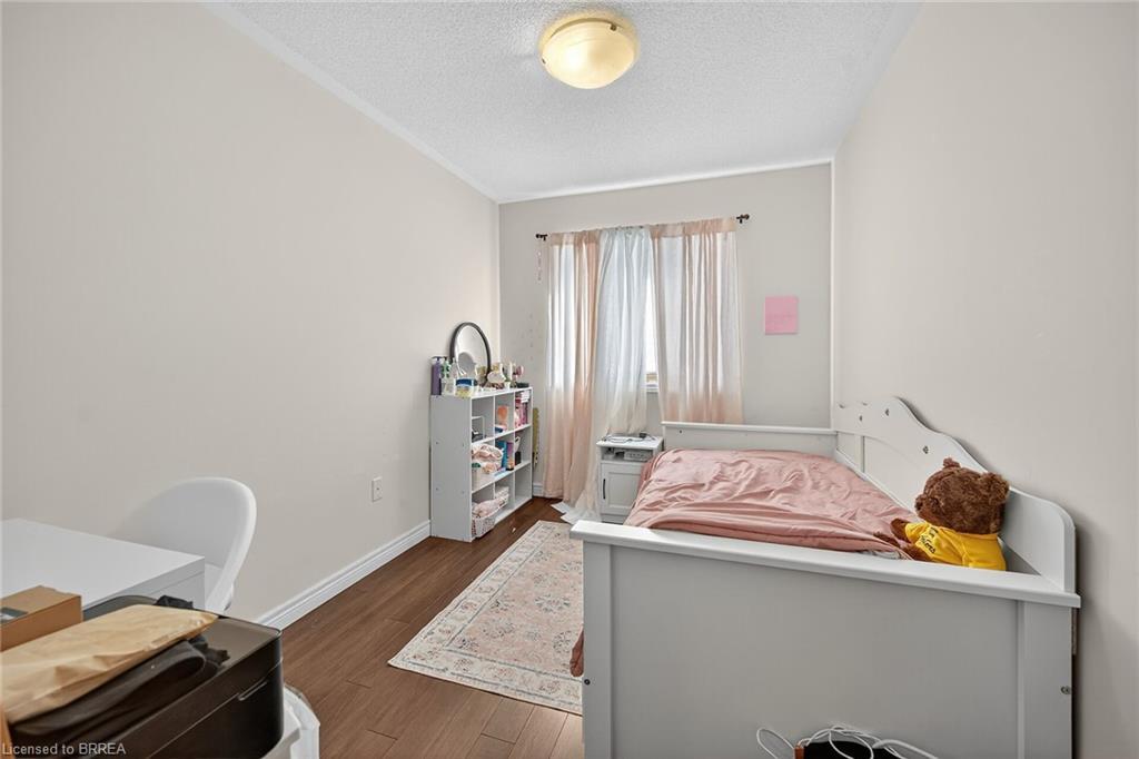 96-20 Mcconkey Crescent, Brantford, ON - Indoor