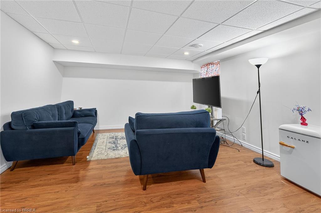 96-20 Mcconkey Crescent, Brantford, ON - Indoor