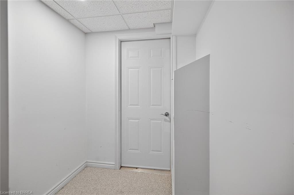 96-20 Mcconkey Crescent, Brantford, ON - Indoor Photo Showing Other Room