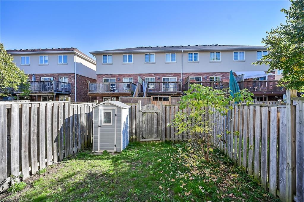 96-20 Mcconkey Crescent, Brantford, ON - Outdoor