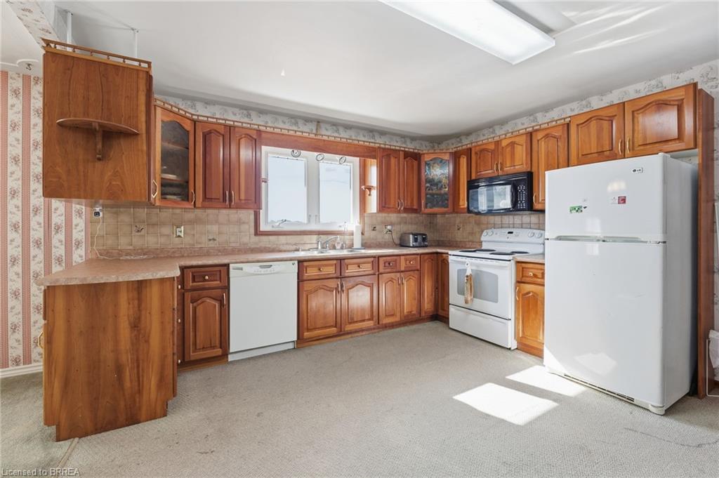 42 Jerseyville Road, Brantford, ON - Indoor Photo Showing Kitchen With Double Sink