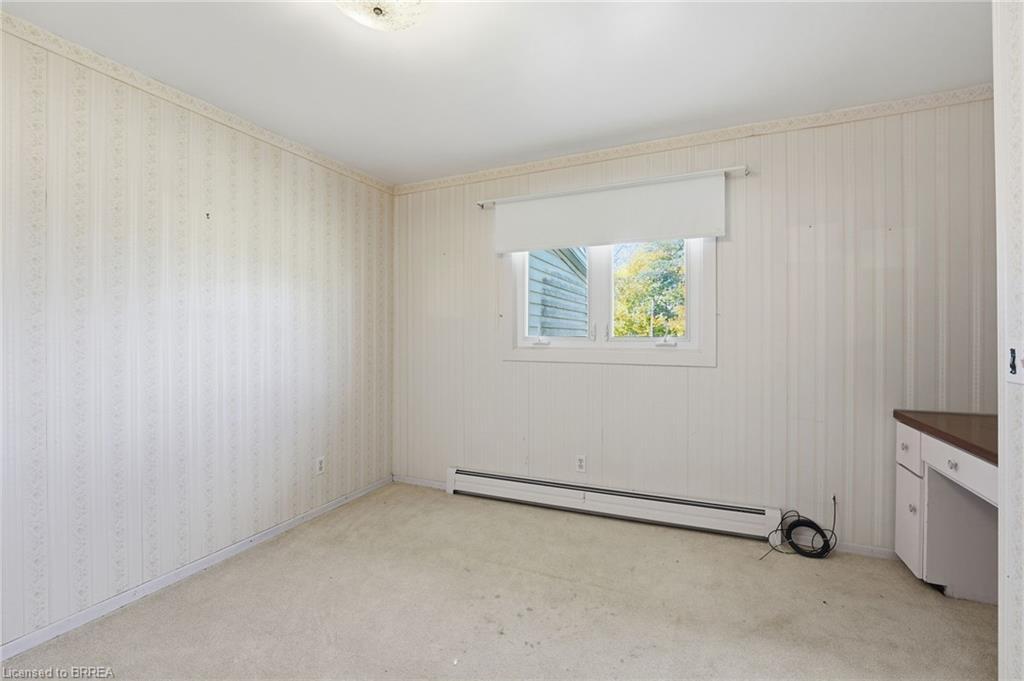 42 Jerseyville Road, Brantford, ON - Indoor Photo Showing Other Room