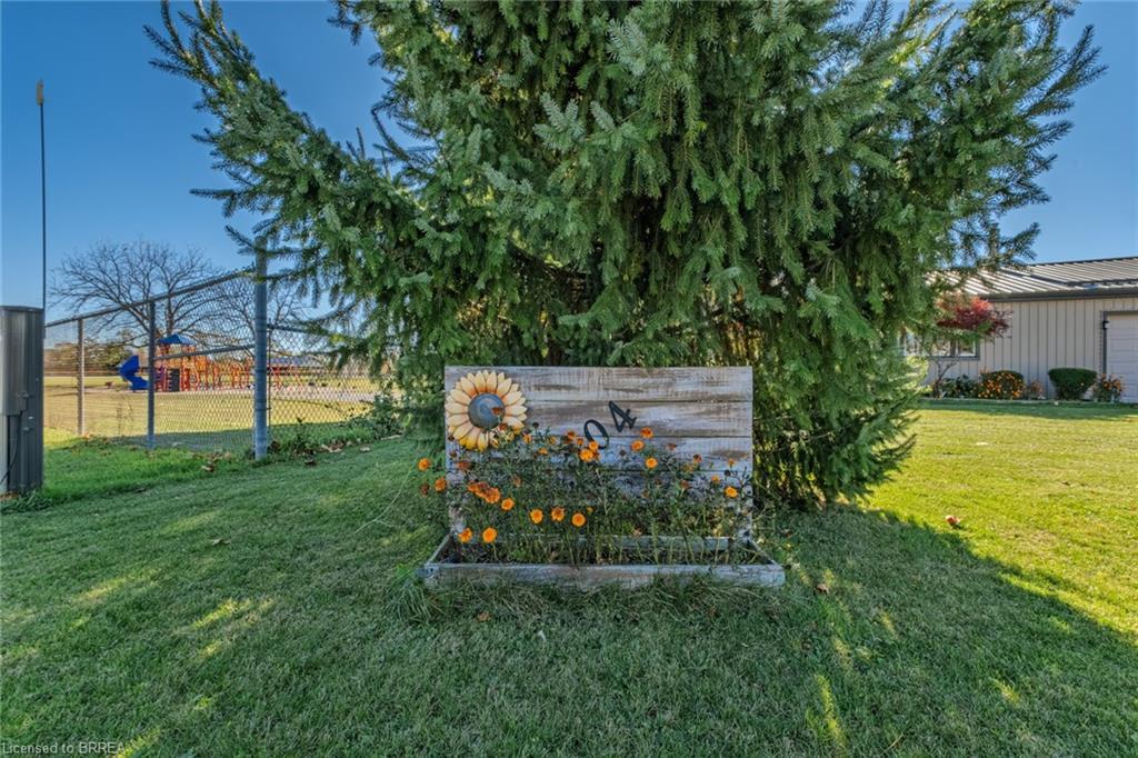 304 Talbot Street N, Courtland, ON - Outdoor