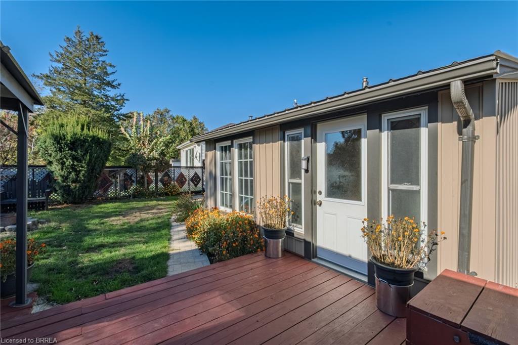 304 Talbot Street N, Courtland, ON - Outdoor With Deck Patio Veranda With Exterior