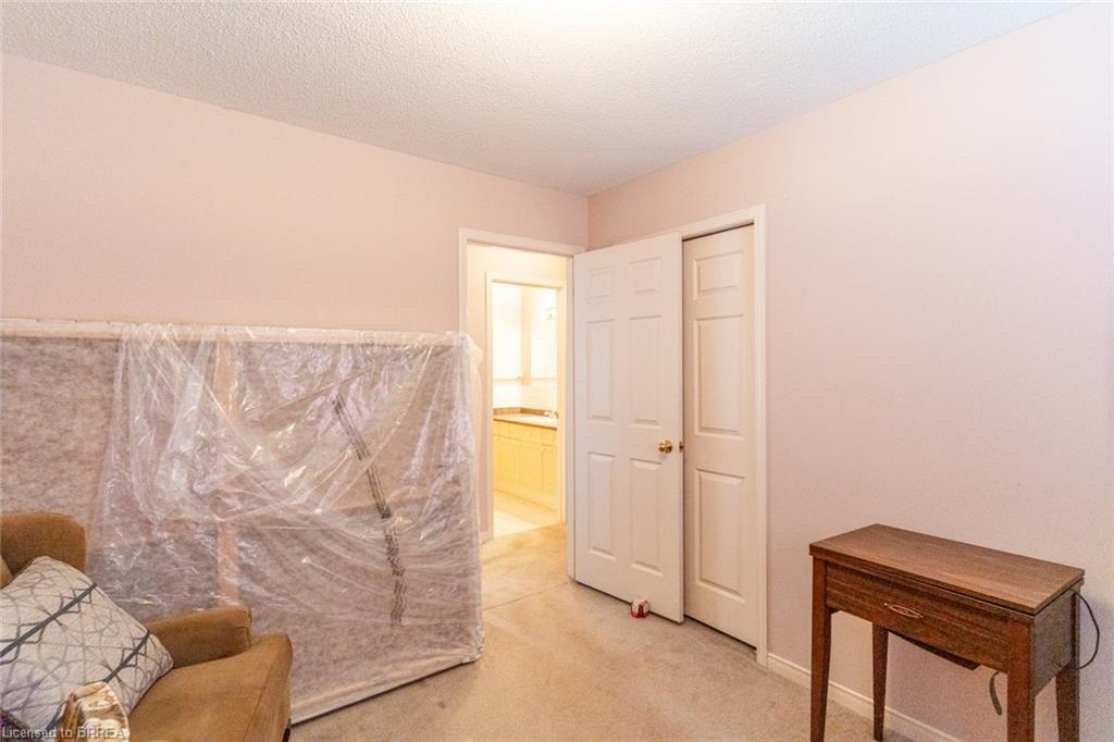 47 Maplecrest Lane, Brantford, ON - Indoor