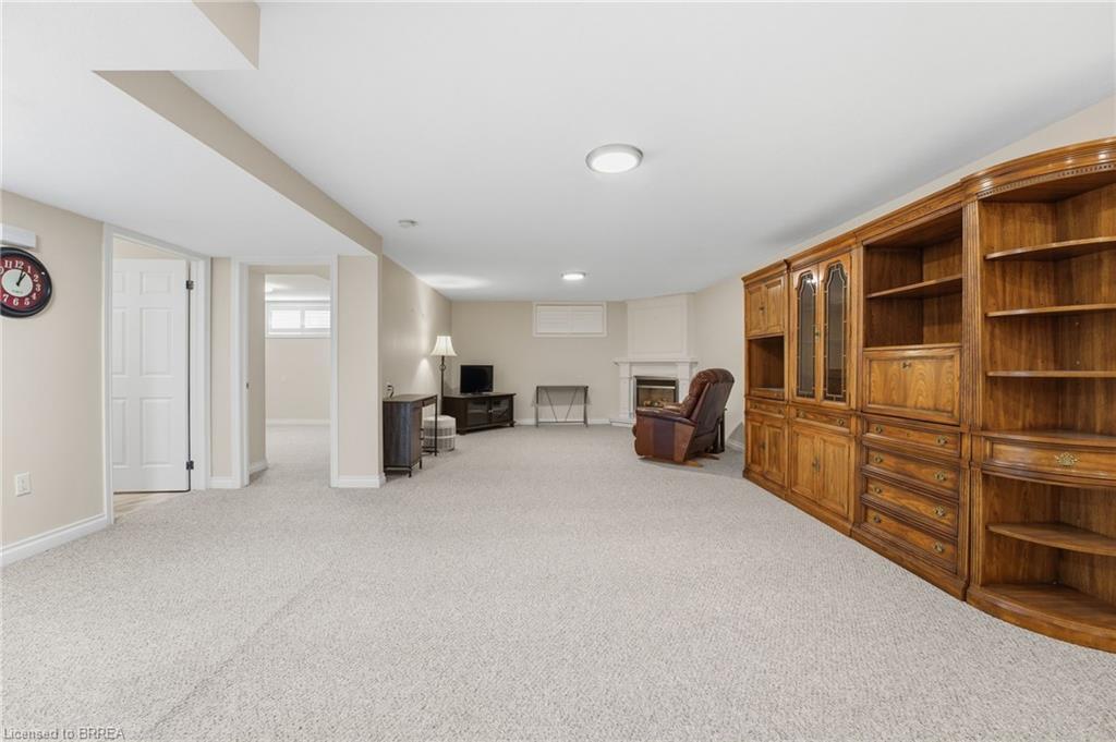 31-53 Heron'S Landing, Woodstock, ON - Indoor Photo Showing Other Room