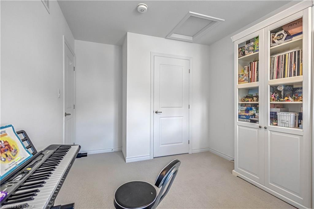 29 Bellhouse Avenue, Brantford, ON - Indoor