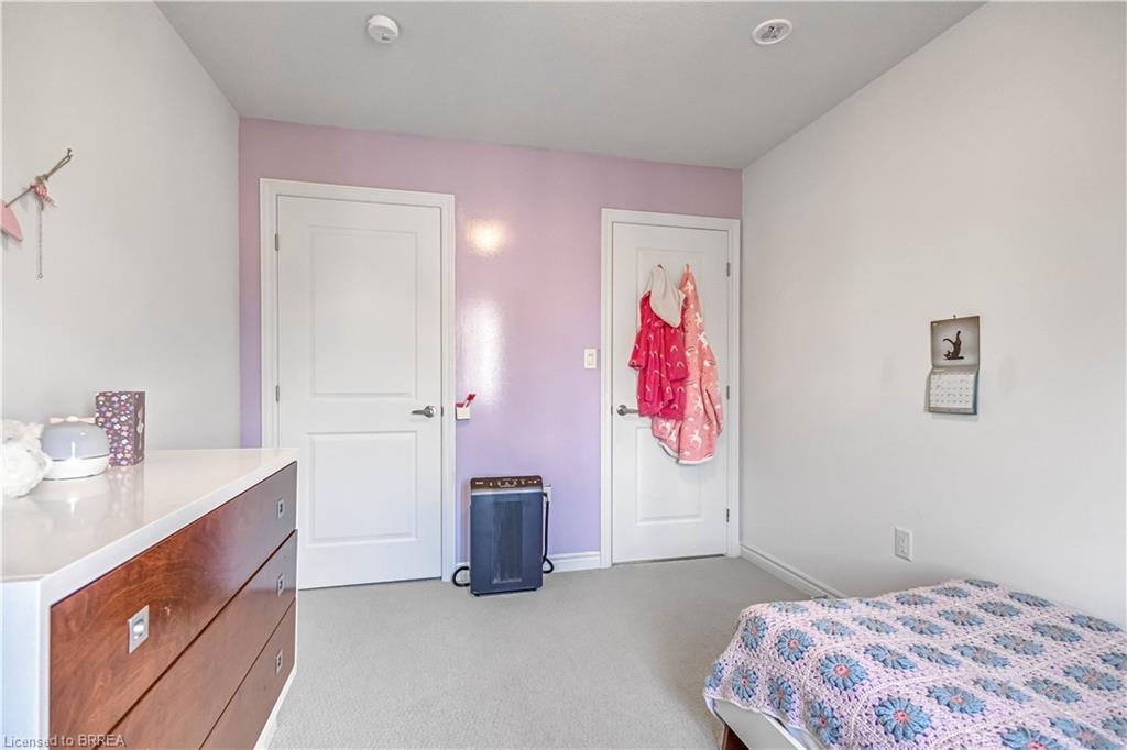 29 Bellhouse Avenue, Brantford, ON - Indoor Photo Showing Bedroom