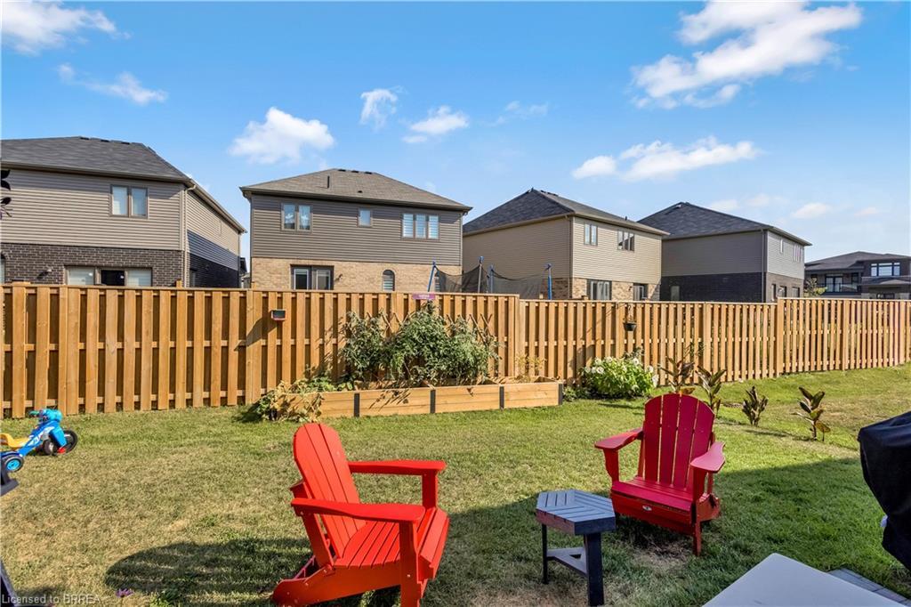 29 Bellhouse Avenue, Brantford, ON - Outdoor