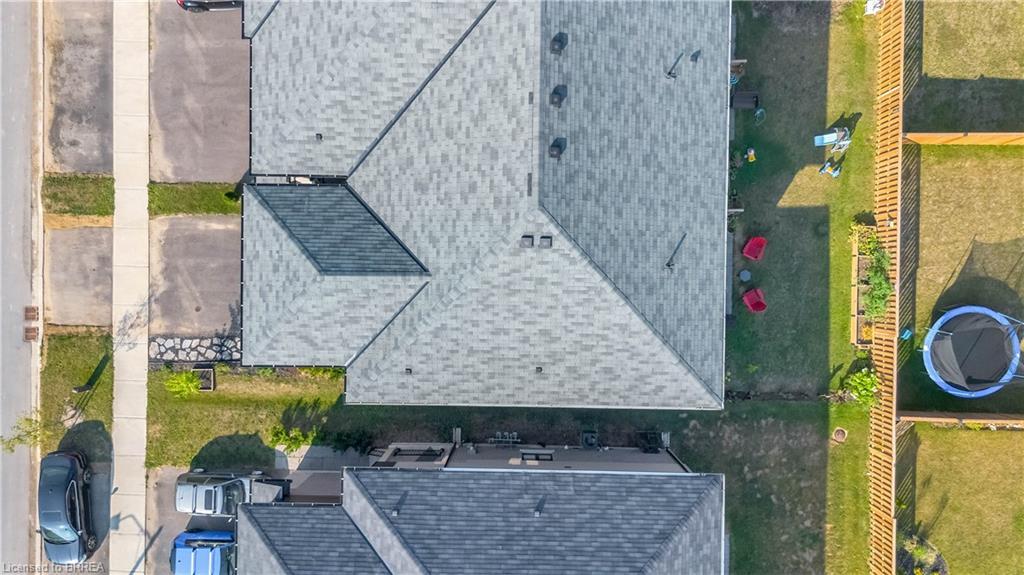 29 Bellhouse Avenue, Brantford, ON - Outdoor