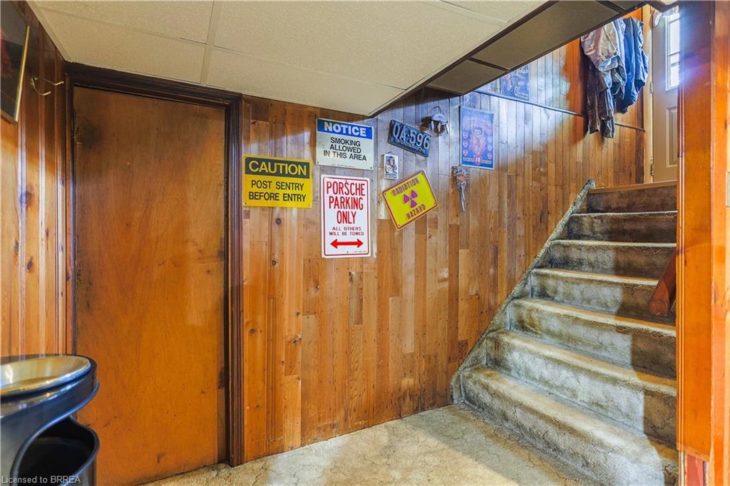 29 Albemarle Street, Brantford, ON - Indoor