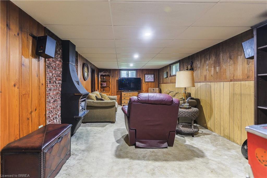 29 Albemarle Street, Brantford, ON - Indoor Photo Showing Other Room