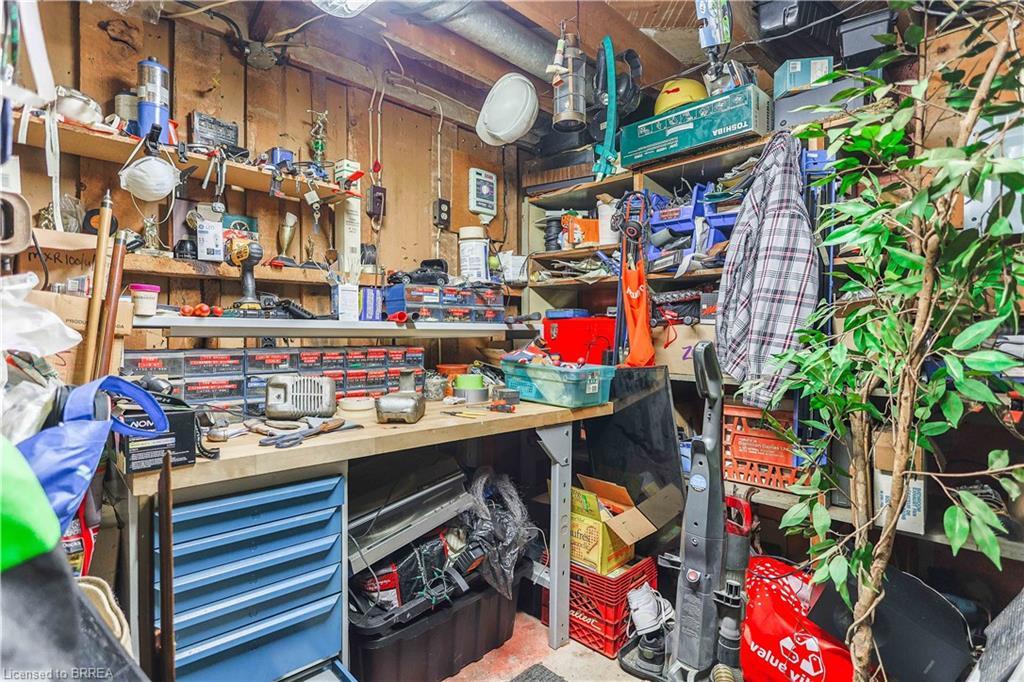 29 Albemarle Street, Brantford, ON - Indoor