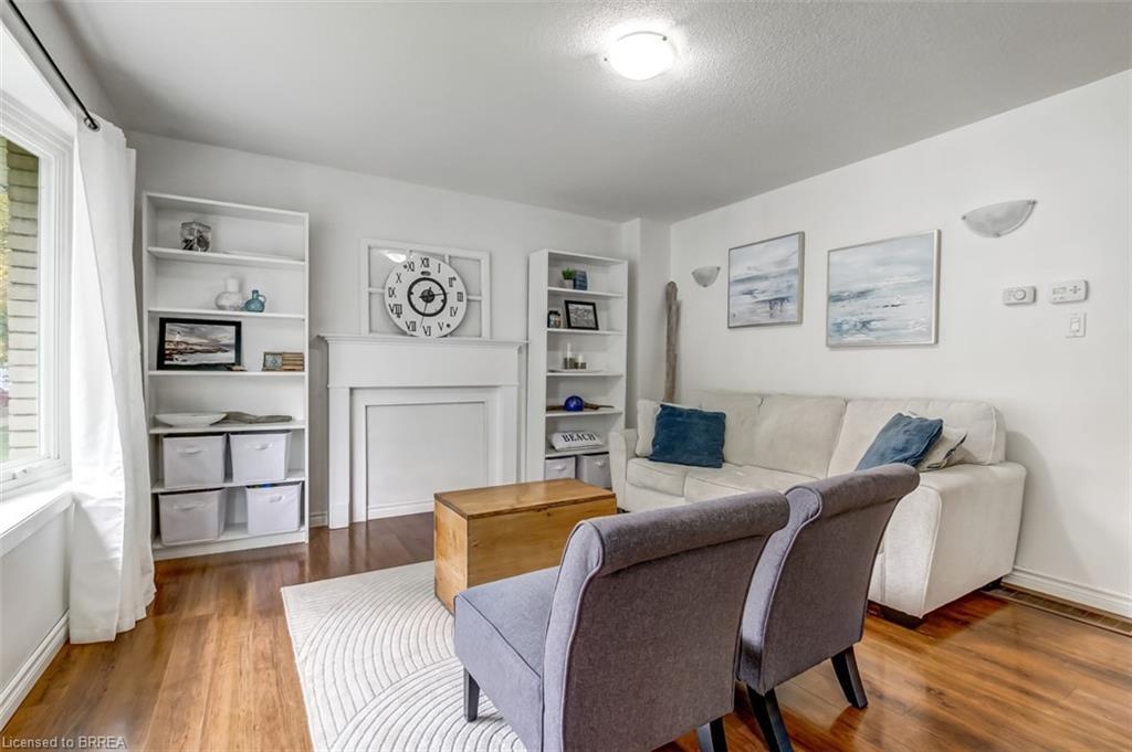 6-24 Coachwood Road, Brantford, ON - Indoor