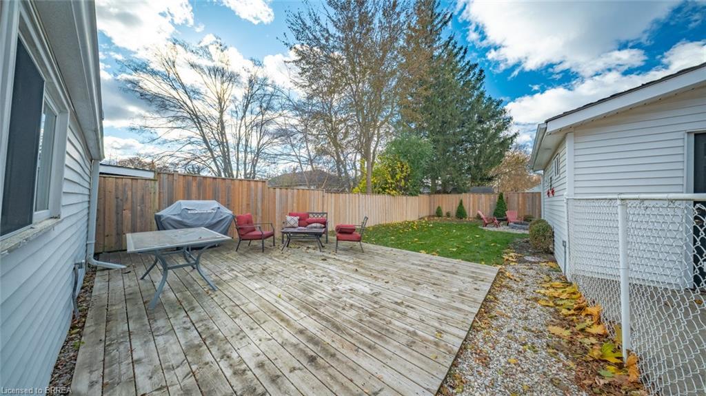 73 Superior Street, Brantford, ON - Outdoor