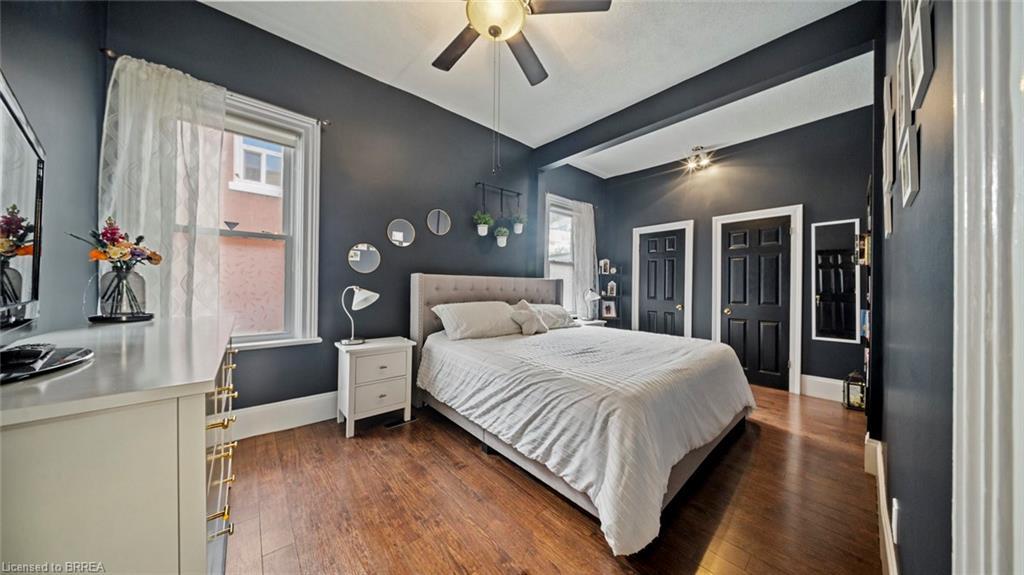 73 Superior Street, Brantford, ON - Indoor Photo Showing Bedroom